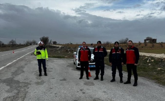 Uşak’ta hayvan sevkiyatlarına yönelik yol denetimi
