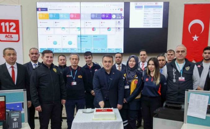 Vali Sözer 112 Acil Çağrı Merkezi’nde incelemelerde bulundu