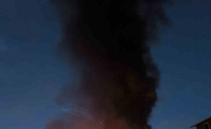 Van’da iş yerinde yangın paniği