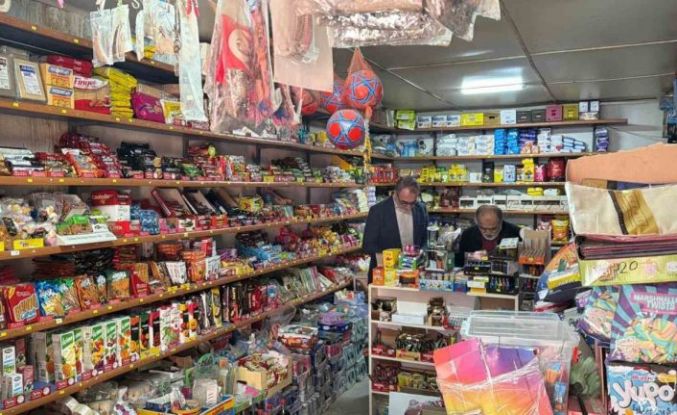 100 farklı noktada yetim ve öksüzlerin borçları kapatıldı