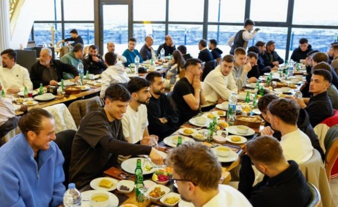 24Erzincanspor ailesi iftar sofrasında buluştu