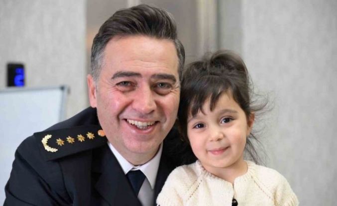 Ağrı Emniyet Müdürü Önder’den bayram mesaisindeki polislere ziyaret