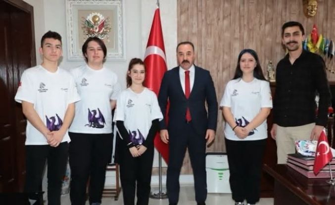 Aksaraylı gençler uluslararası yarışmaya gidiyor