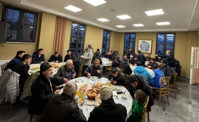 Alucra’da geleneksel iftar programı sürüyor