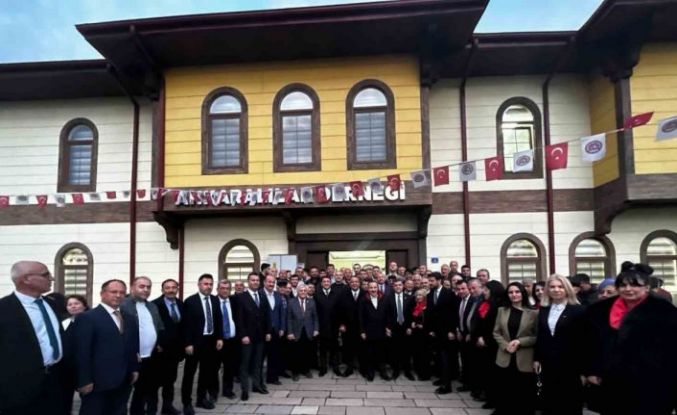 Ankaralılar geleneksel bayramlaşma buluşmasında bir araya geldi