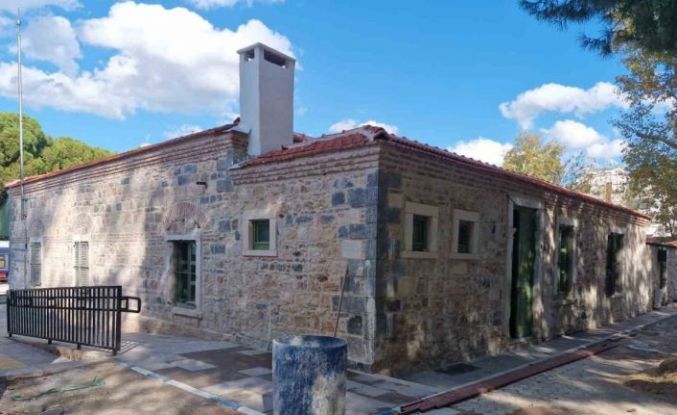 Bakan Uraloğlu: "60 Gar ve istasyonumuzu hem tarihi kimliğini koruyarak hem de modern ihtiyaçlara uygun hale getirerek yeniledik"