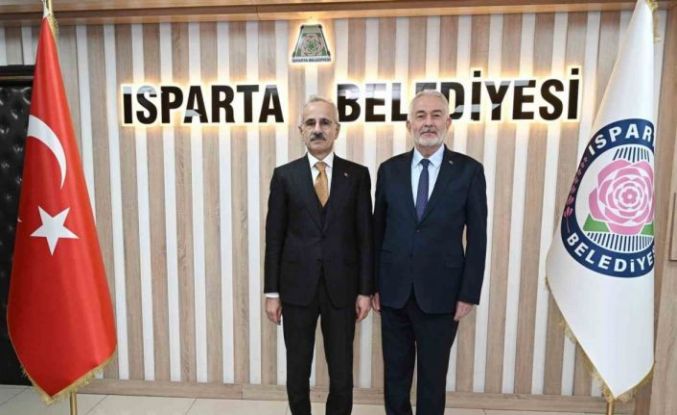 Bakan Uraloğlu: "Isparta’da güzel işler yapılıyor"