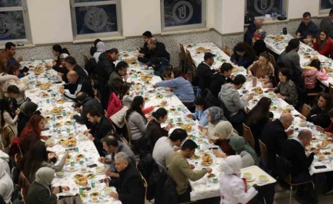 BARÜ ailesi geleneksel iftar programında buluştu
