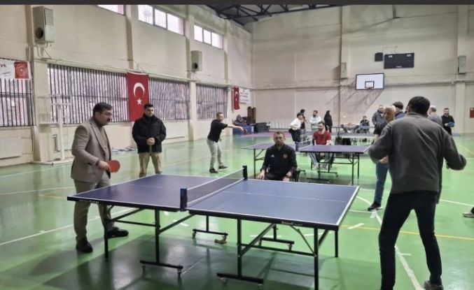 Bingöl’de masa tenisi turnuvası başladı