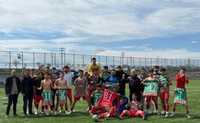 Cizre Dicle Spor, U-16 Türkiye Şampiyonasında şampiyon oldu