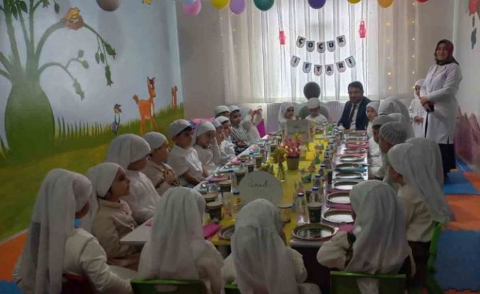 Erzincan’da minikler "Tekne Orucu" heyecanı yaşadı