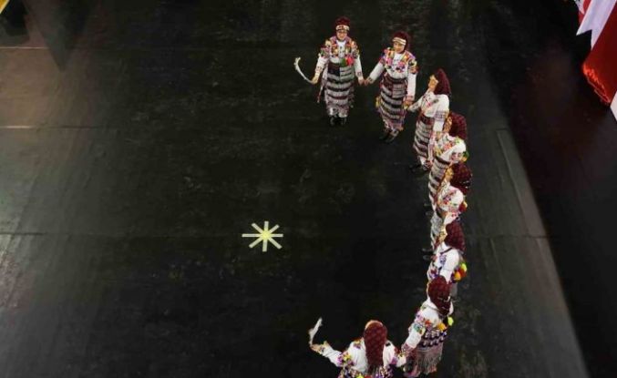 Halk oyunları yarışmasında hünerler sergilendi, kültürel değerler tanıtıldı