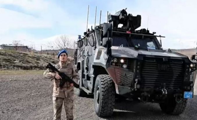 Iğdır’da kadın Jandarmalar 8 Mart’ı görev başında kutladı