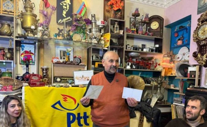 Iğdır’da nostalji rüzgarı: Pul ve kartpostalla mesaj gönderme geleneği yeniden canlandı