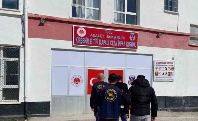 Kırşehir’de hapis cezasıyla aranan 2 kişi yakalandı