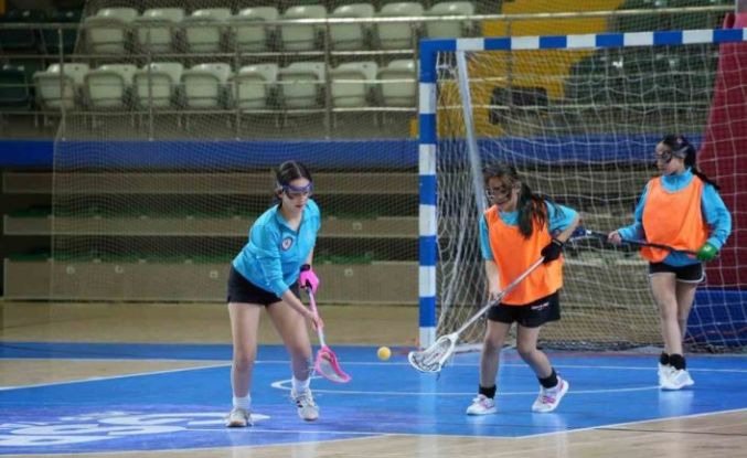 Menteşe’de Lakros rüzgarı