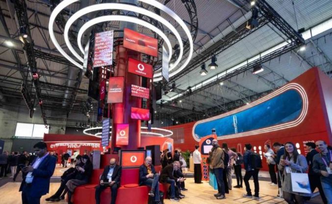 Mobil Dünya Kongresi’nde Vodafone standına yoğun ilgi