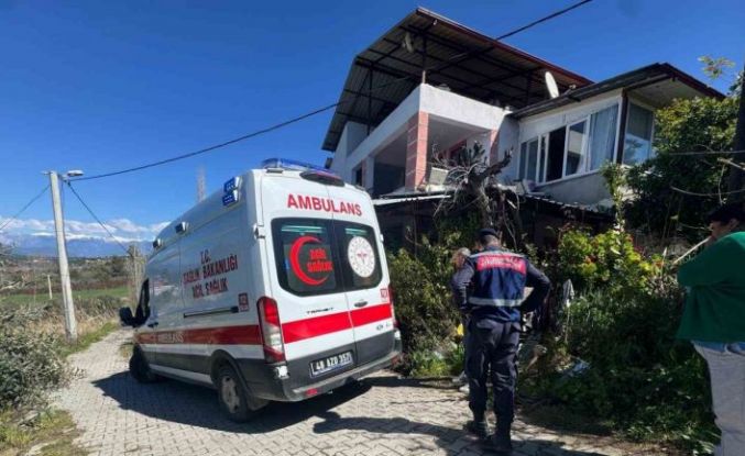 Önce karısını, sonra kendini vurdu