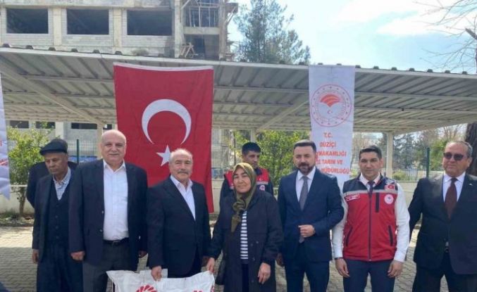 Osmaniye’de çiftçiye ayçiçeği tohumu desteği