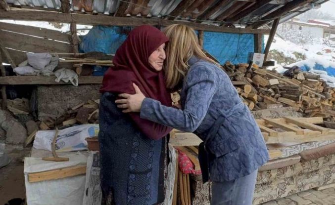 Şehit annesine anlamlı ziyaret