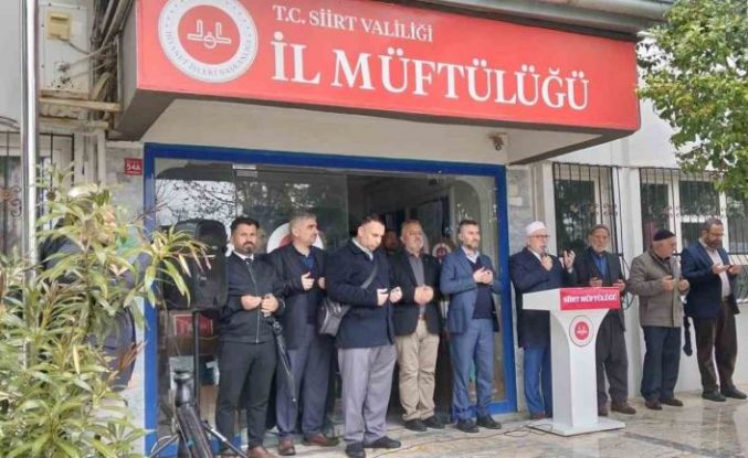 Siirt’te umreciler dualarla uğurlandı