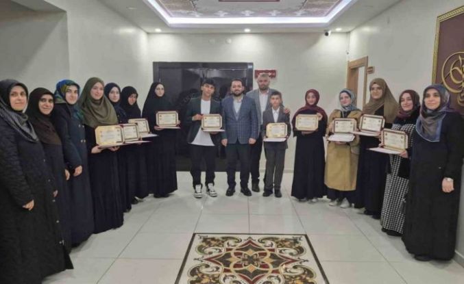 Sivas’ta 10 öğrenciye hafızlık belgesi verildi