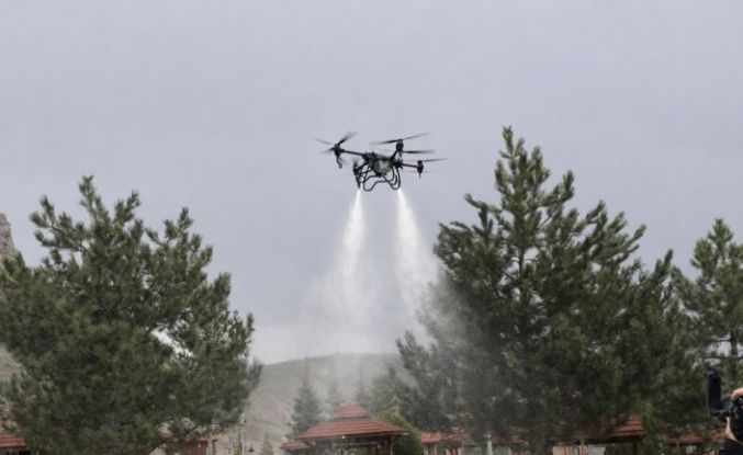 Sivas’ta keneye karşı havadan karadan mücadele