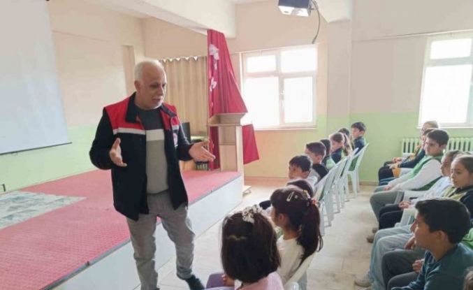 Adilcevaz’da öğrencilere gıda, hijyen ve israf bilinci eğitimi