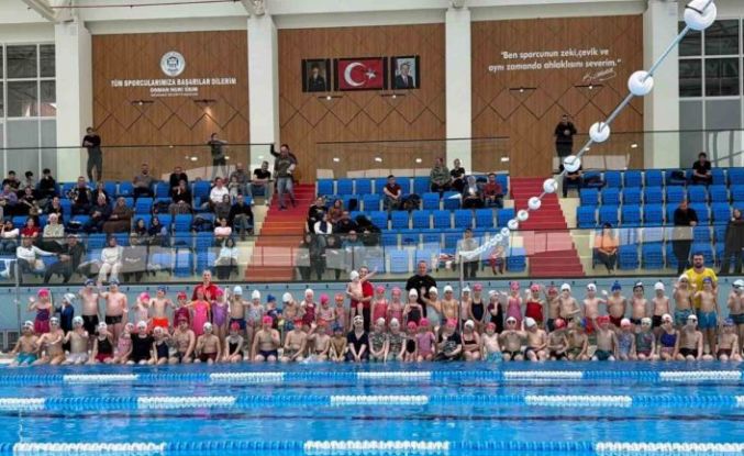 Akçaabat Belediyesi yüzme kursu ilk kursiyerlerini uğurladı