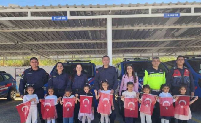 Aliağa’da, minik öğrenciler Jandarmayı yakından tanıdı