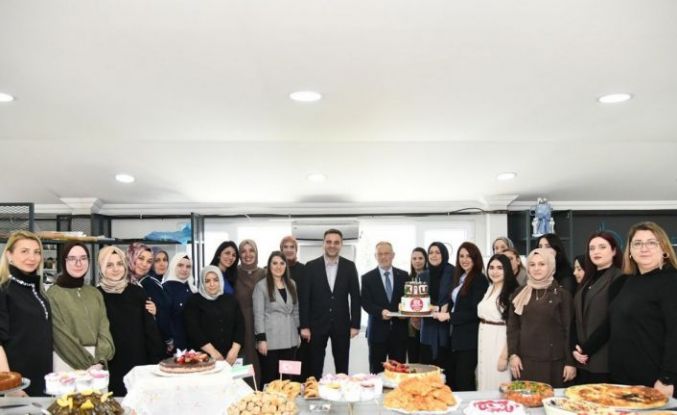 Başiskeleli kadınlar pastacılık sertifikalarını aldı