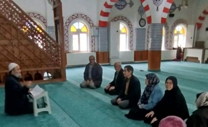 Buharkent’te hacı adayları seminer verildi