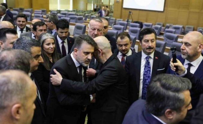 Bursa Büyükşehir’de başkanvekilliğine Şahin Biba seçildi