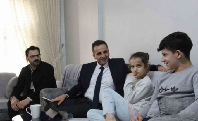 Cizre’de özel öğrencilerin öğrenme yolculuğu evlerinde sürüyor