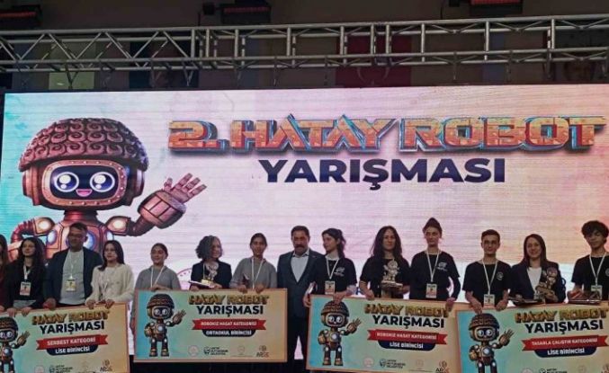 Depremzede öğrencilerin hayallerini gerçeğe dönüştürdükleri "Hatay Bot" robot yarışması sona erdi