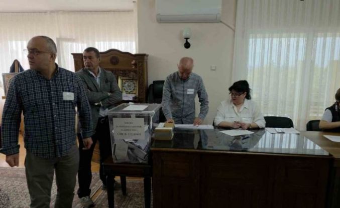 Edirne’de çifte vatandaşlar Bulgaristan seçimleri için sandık başında