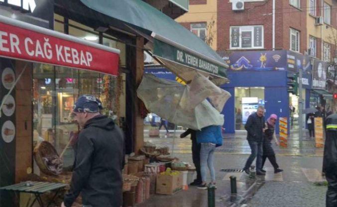 Eskişehir’de şiddetli fırtına ve yağış