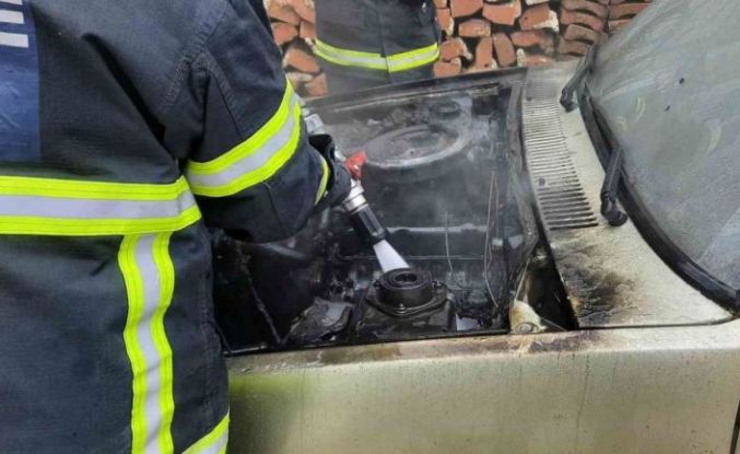 Fiat Tofaş’ta çıkan yangını itfaiye ekipleri söndürdü