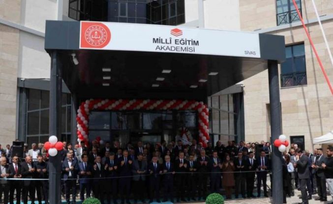 Geleceğin öğretmenleri bu akademide yetişiyor