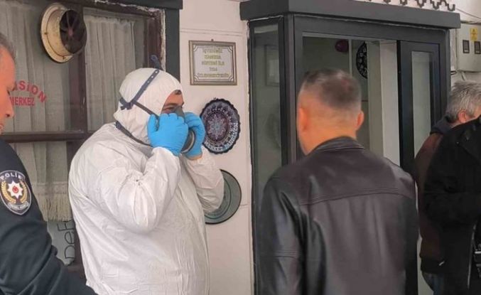 Kaldığı pansiyon odasında ölü olarak bulundu