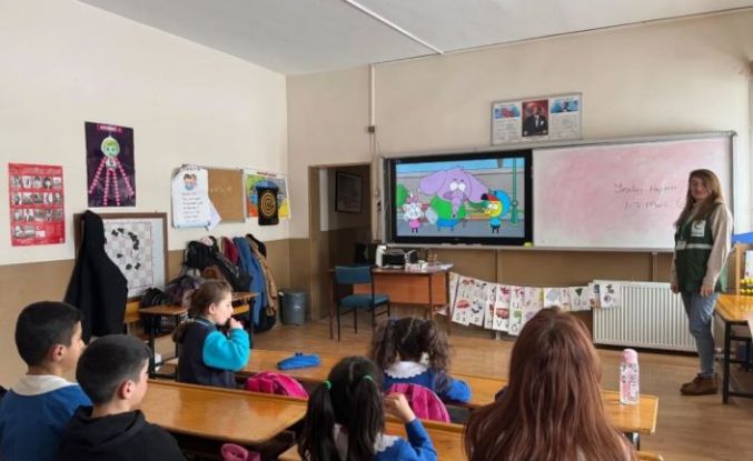 Kars’ta Yeşilay’dan miniklere sağlıklı yaşam eğitimi