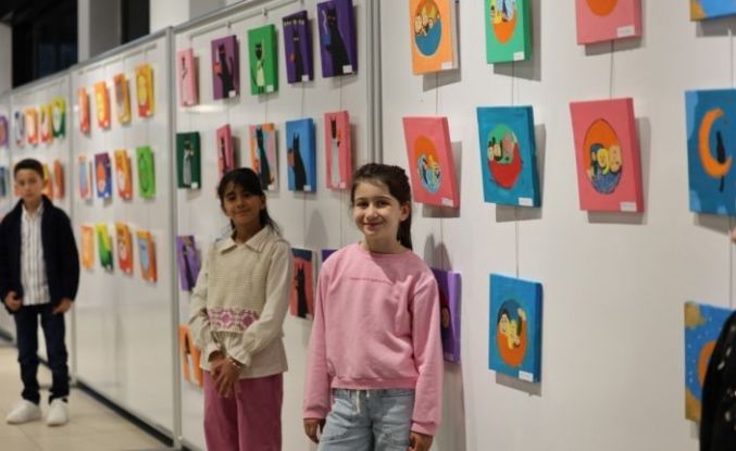 Kartepe’de minik ressamların eserleri Sanat Evi’nde sergileniyor