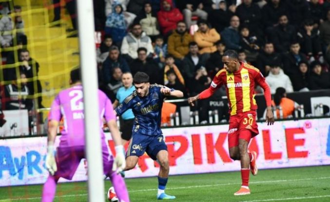 Kayserispor taraftarından Bilal’e tepki: "Elin uzamıyor, dilin durmuyor"