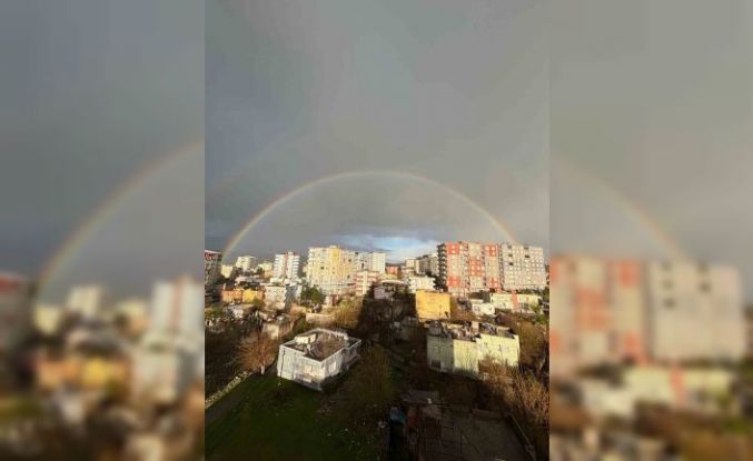Kurtalan’da yağmur sonrası gökkuşağı göz kamaştırdı