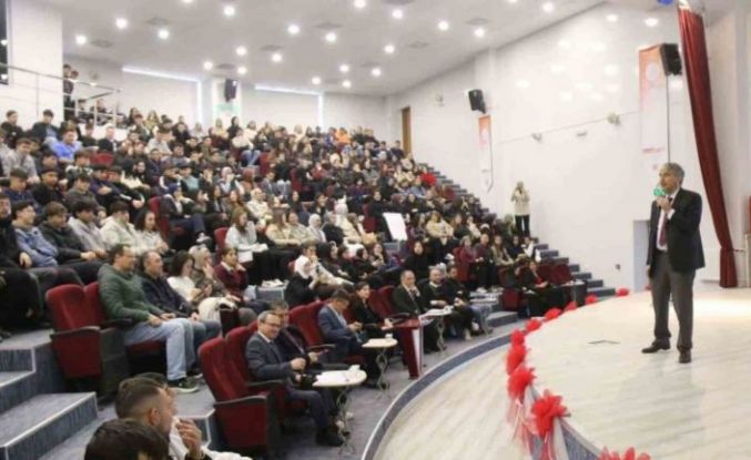 Kütahya’da öğrencilere girişimcilik eğitimi