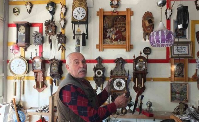 Makine teknisyenini eski merakı saat koleksiyoneri yaptı