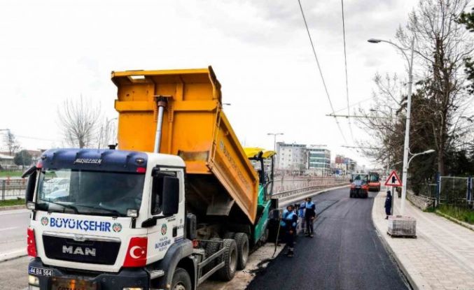 Malatya’da çevre yolu yan yolları yenileniyor