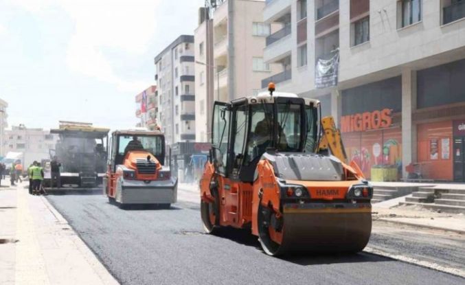 Mardin Büyükşehir Belediyesi, asfalt ve yol yenileme seferberliği başlattı