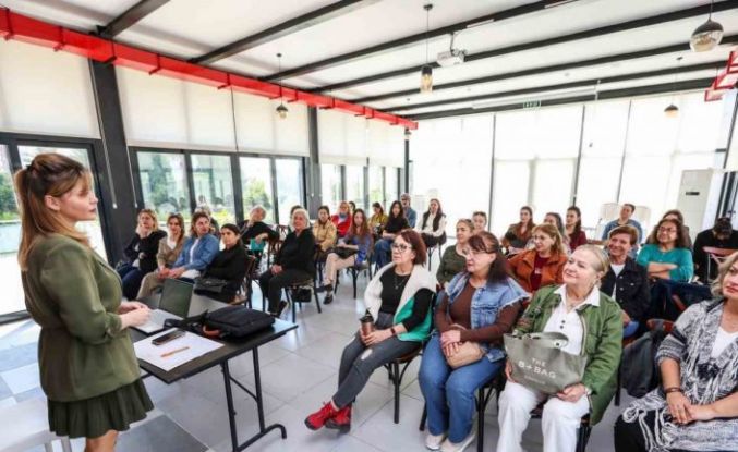 Mersin’de sosyal yaşama katkı sağlayan kurslar yoğun ilgi görüyor