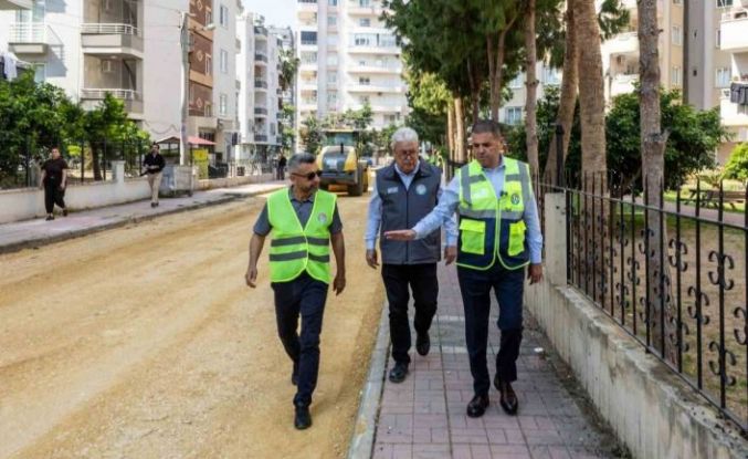 Mezitli’de yol çalışmaları altyapıyla birlikte yenileniyor